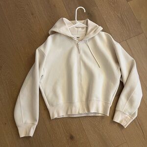 Uniqlo Off-white Sweatshirt Hoodie
